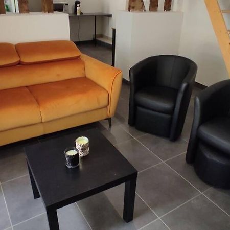 Appartement Hyper Centre Mayenne Exterior foto
